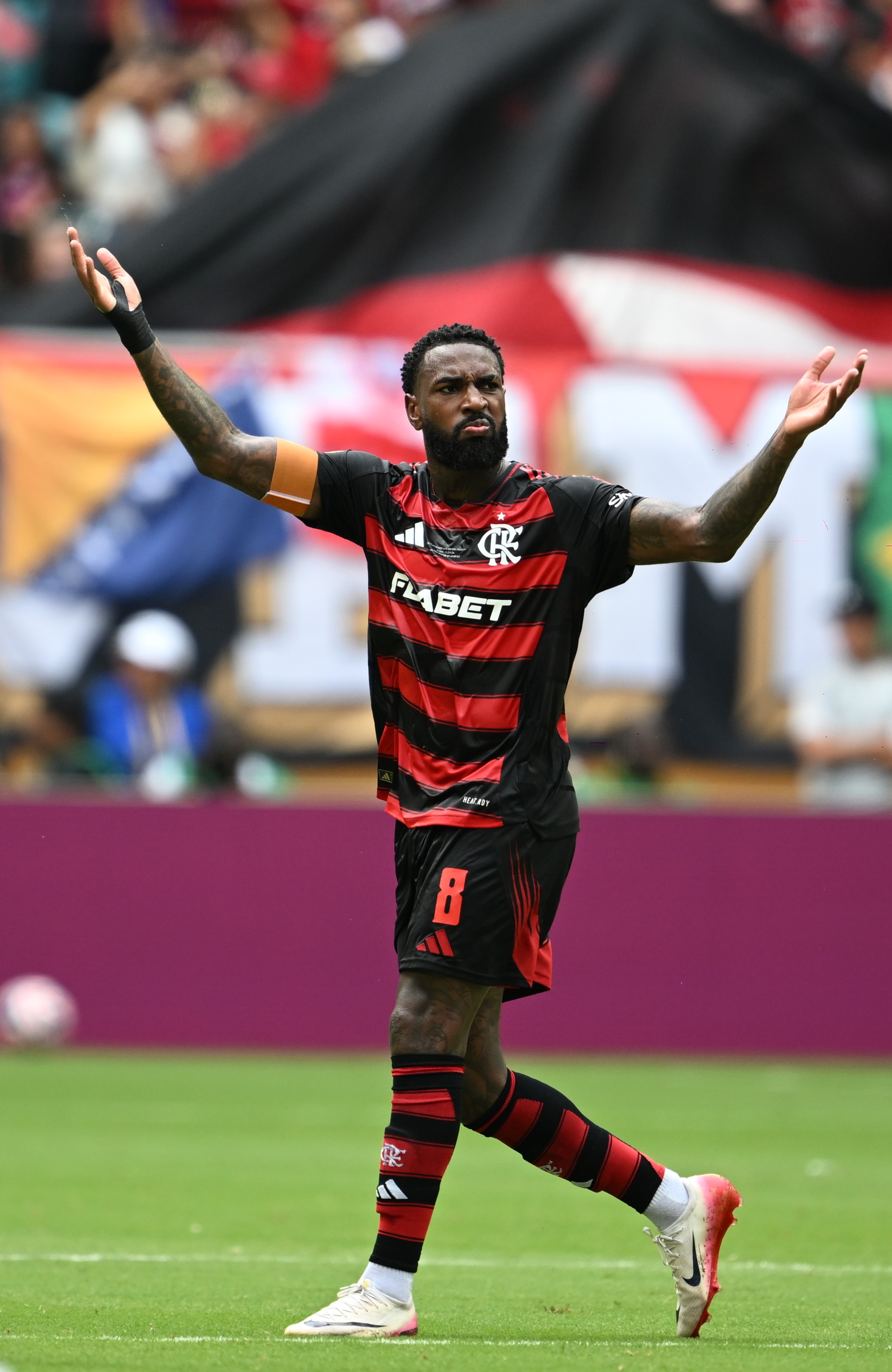 九游体育-拜仁慕尼黑国际比赛日迎来里程碑，志在欧超杯名次提升，球迷炸锅，纪律约束更严格的简单介绍